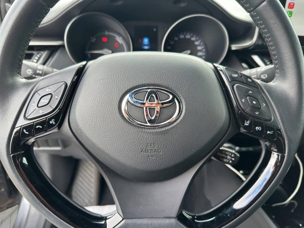 Toyota C-HR 2.0h More Business AUTOMATICA con CarPlay