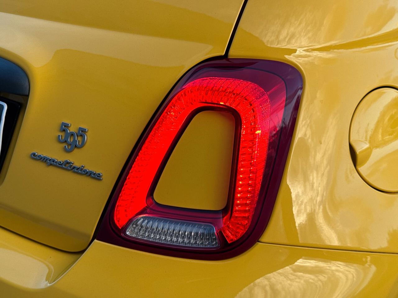 Abarth 595 1.4 Turbo T-Jet 180 CV Competizione*CAMBIO AUTOMATICO*CARBONIO*