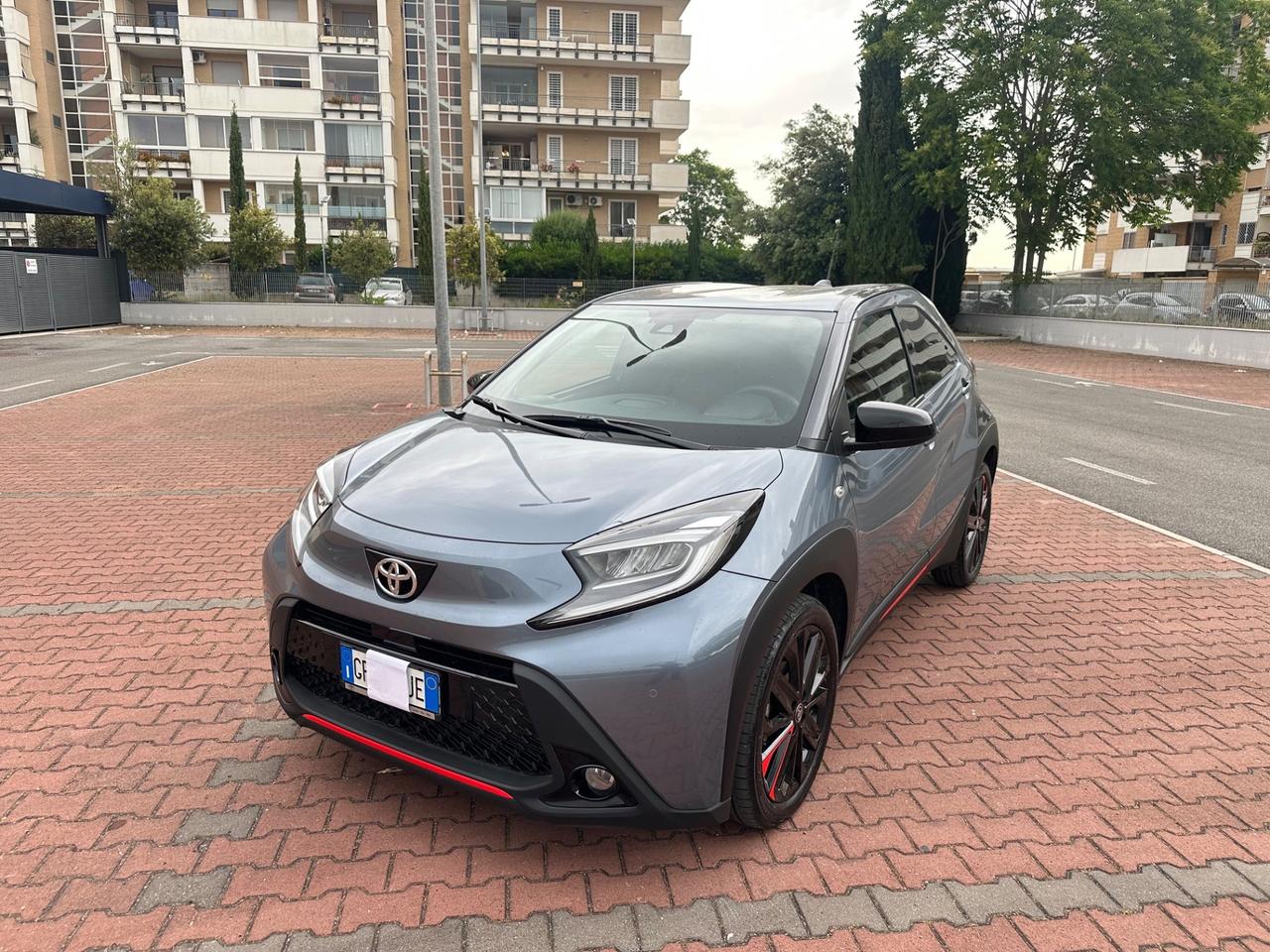 Toyota Aygo X Undercover Jun Takahashi *5.000 Esemplari