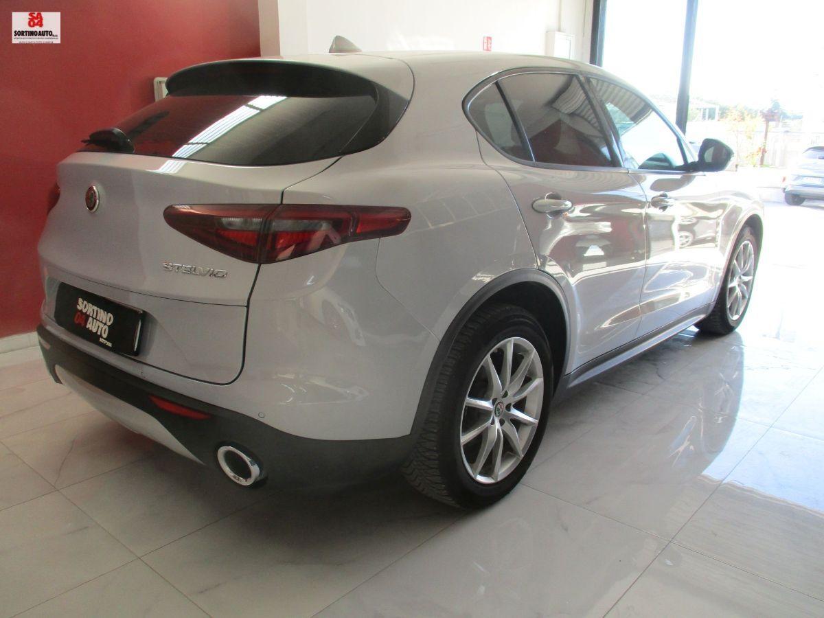 A.R.Stelvio 2.2 T.diesel 190cv AT8 RWD Exec.-2021 FULL