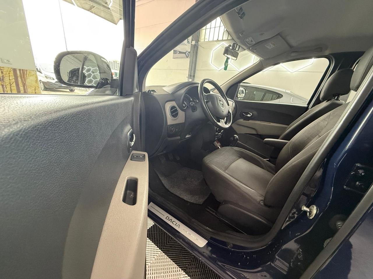 Dacia Lodgy 1.2BENZINA 115CV Start&Stop 7POSTI Prestige