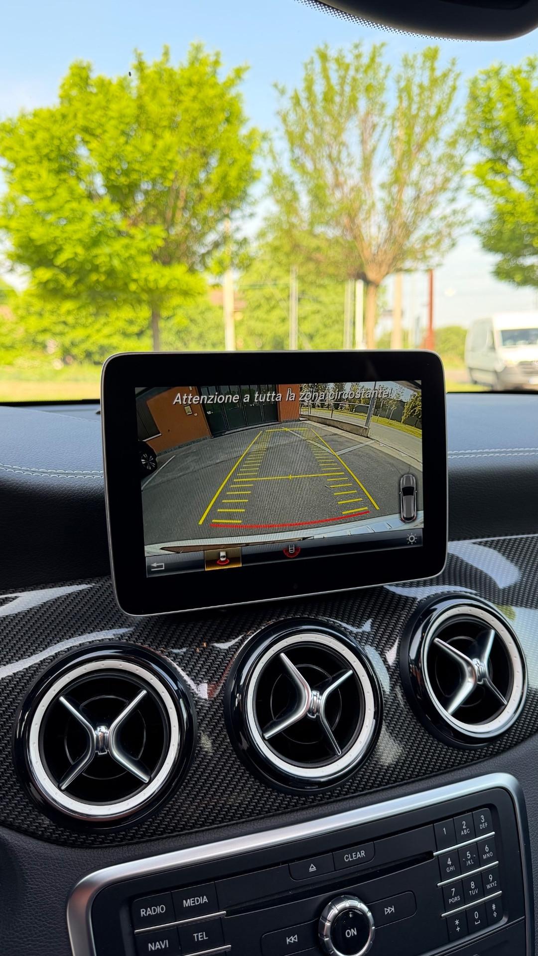 Mercedes-benz GLA 200 Premium night edition