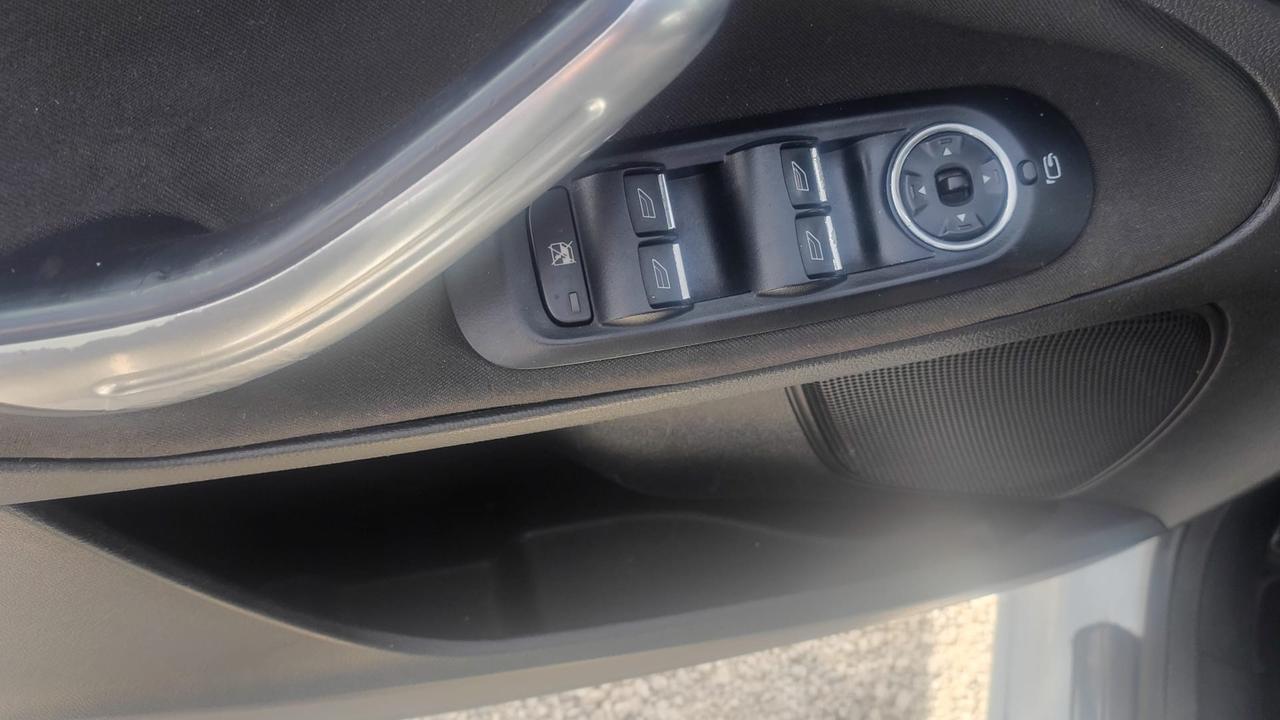 Ford S-Max 2.0 TDCi 140CV Titanium DPF