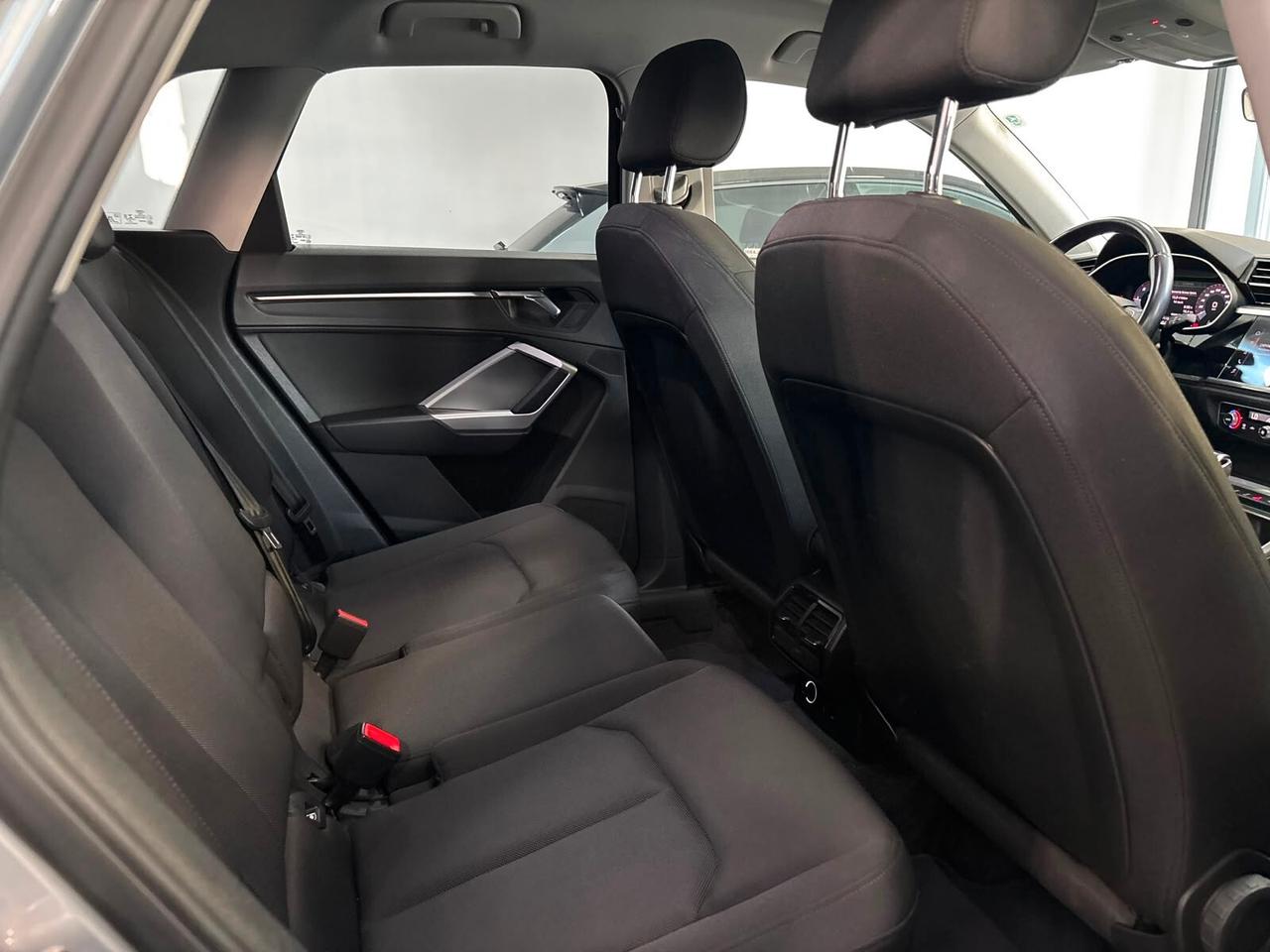 AUDI Q3 35TDI S-TRONIC BUSINESS ADVANCED