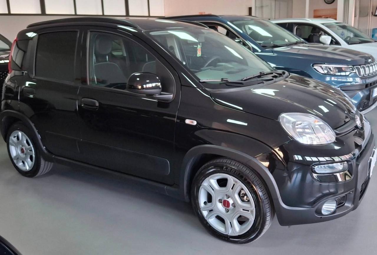 Fiat Panda 1.0hybrid vetri scuri 5posti