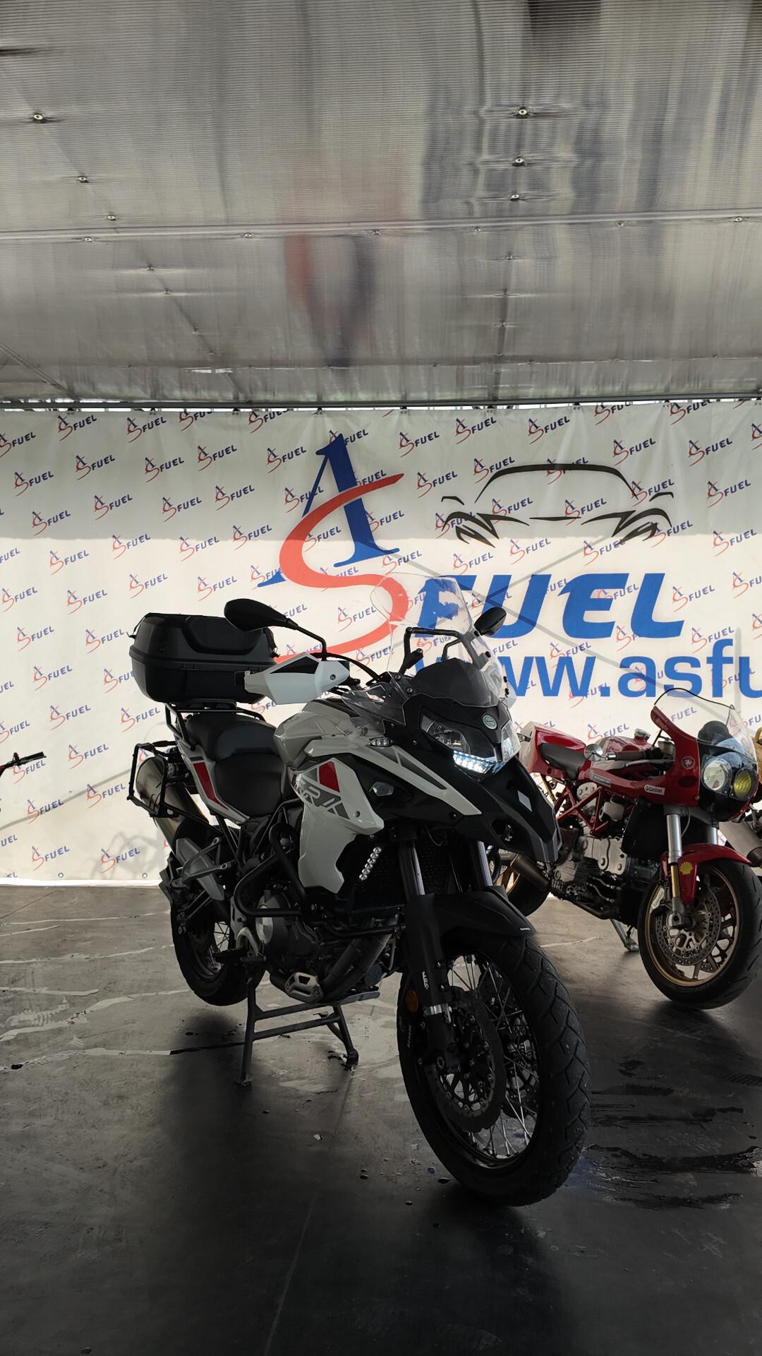 Benelli TRK 502 ABS