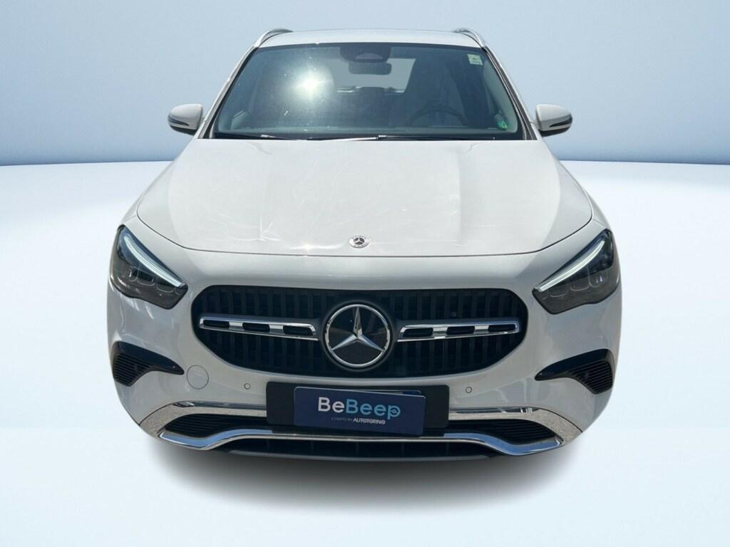 Mercedes GLA 180 180 D Progressive Advanced 8G-DCT