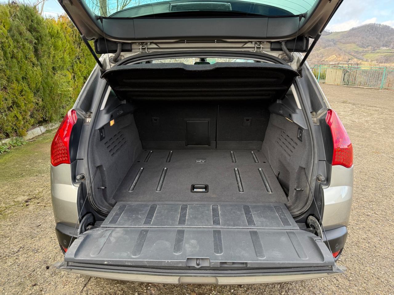 Peugeot 3008 2.0 HDi 163CV aut. Allure