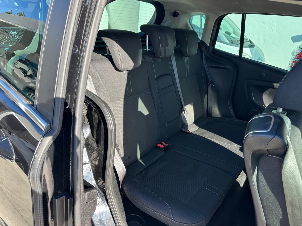 Ford B-Max 1.5 TDCi 75 CV Titanium