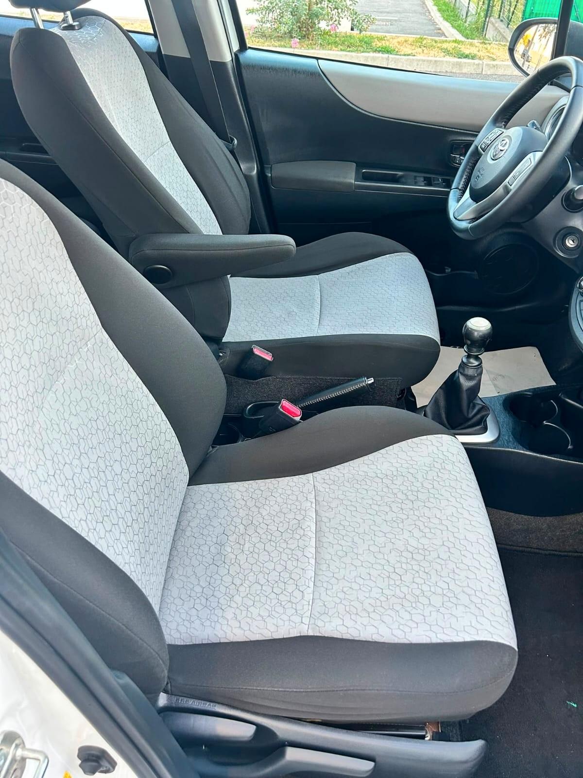 Toyota Yaris 1.3 benzina