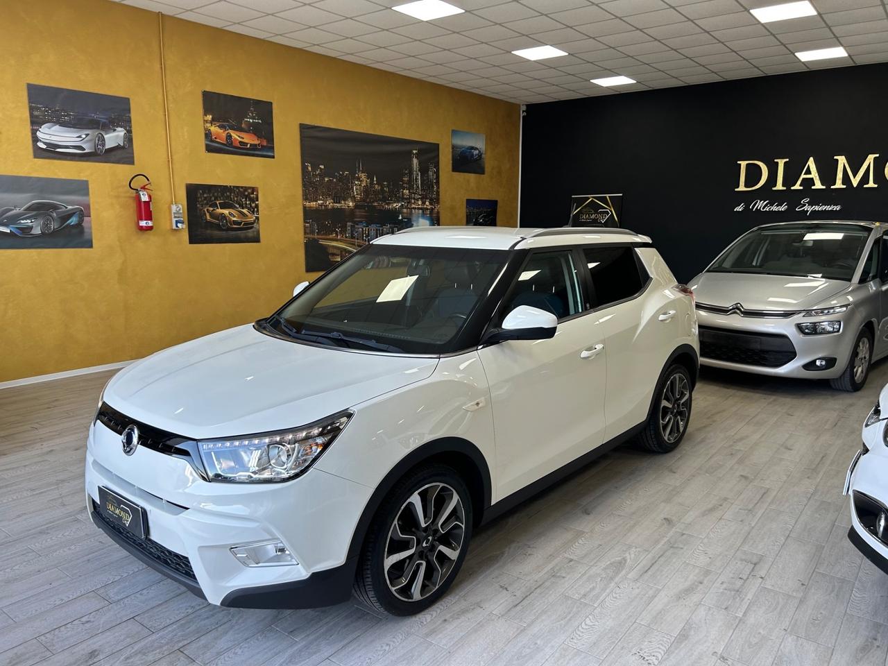 SSANGYONG TIVOLI 1.6d 116 cv “NAVI/RETRO/LED”-2017