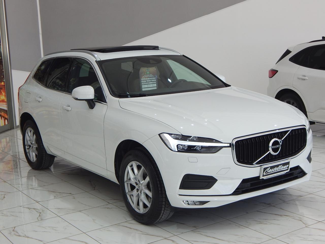 Volvo XC60 2.0 B4 Momentum Pro AWD Aut TETTO-NAVI-PELLE-KAMER
