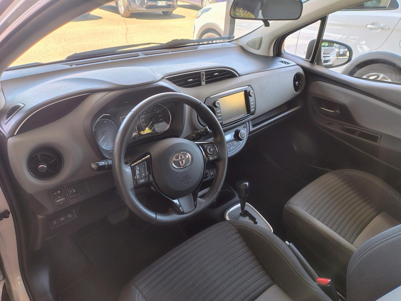 Toyota Yaris 1.5 Hybrid 5 porte Active