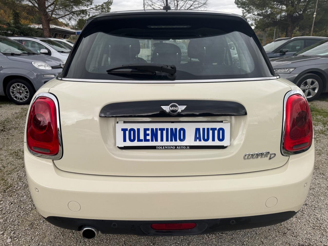 Mini 1.5 Cooper D 116 Cv 5 porte Neopatentati
