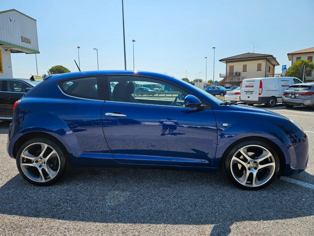 Alfa Romeo MiTo 1.4 tb m.air Distinctive sport pack tct