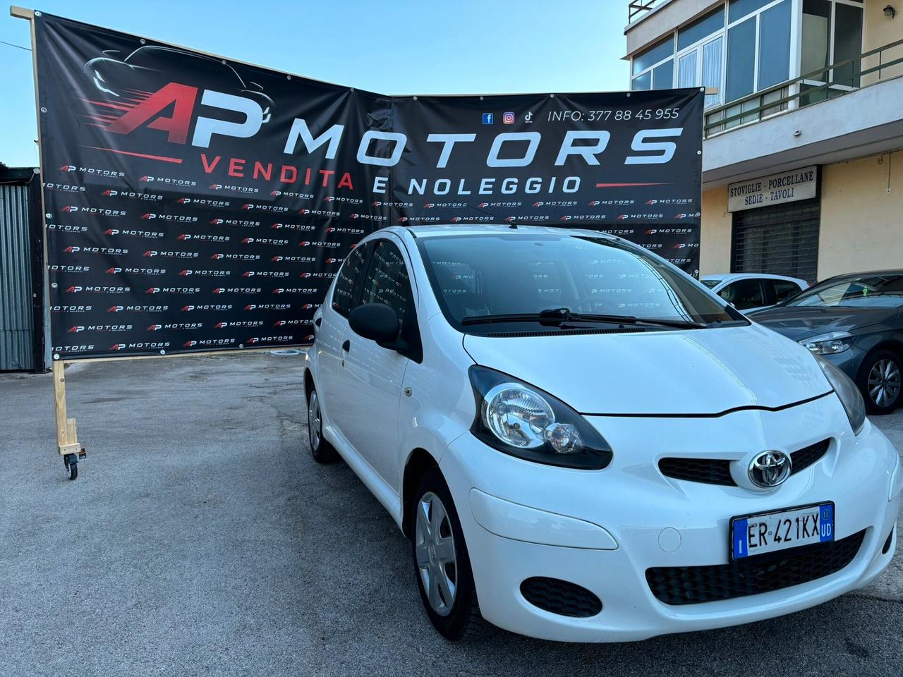 Toyota Aygo 1.0 12V VVT-i 5 porte Now Connect