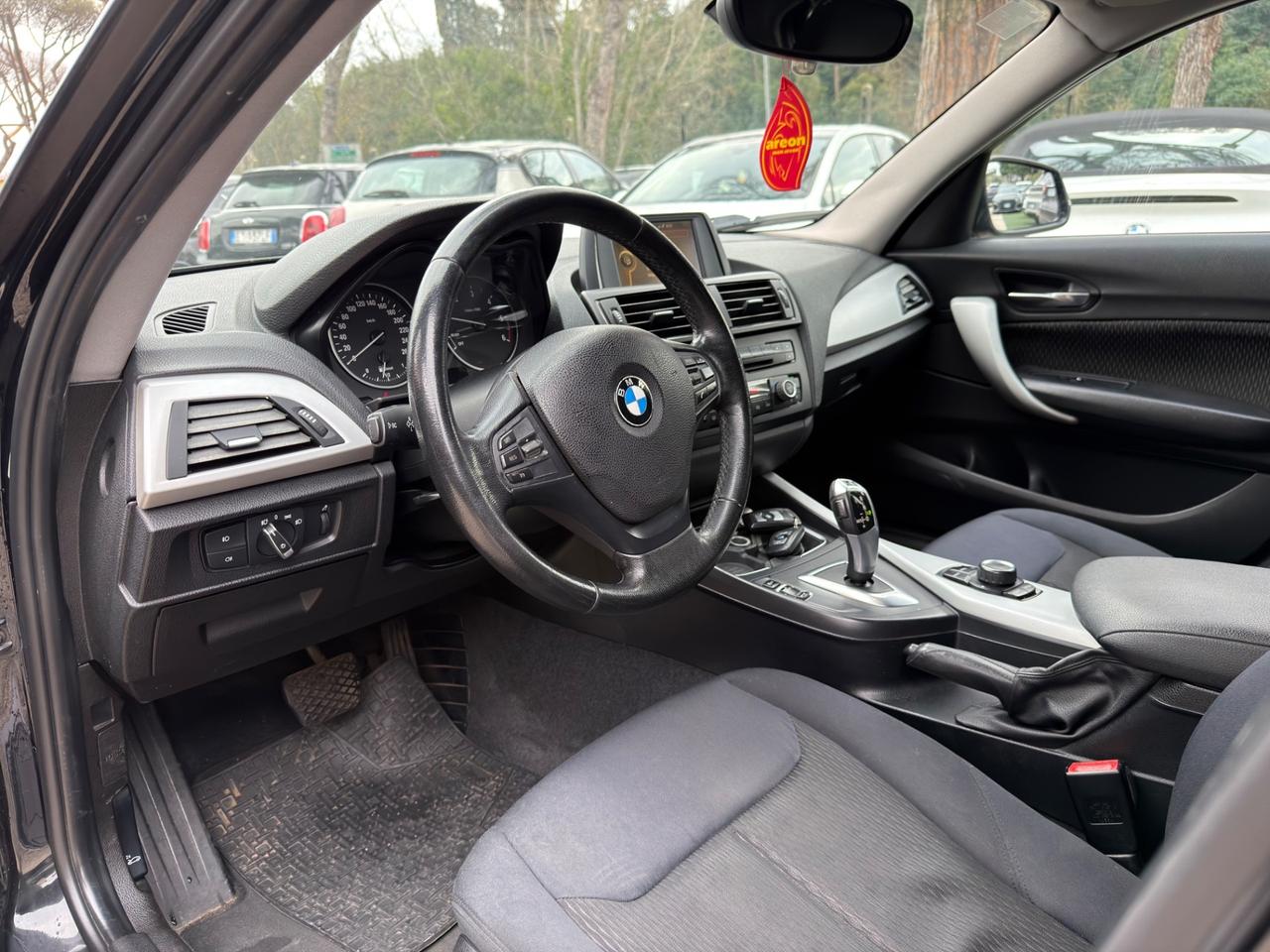 Bmw 116 116d 5p. Urban