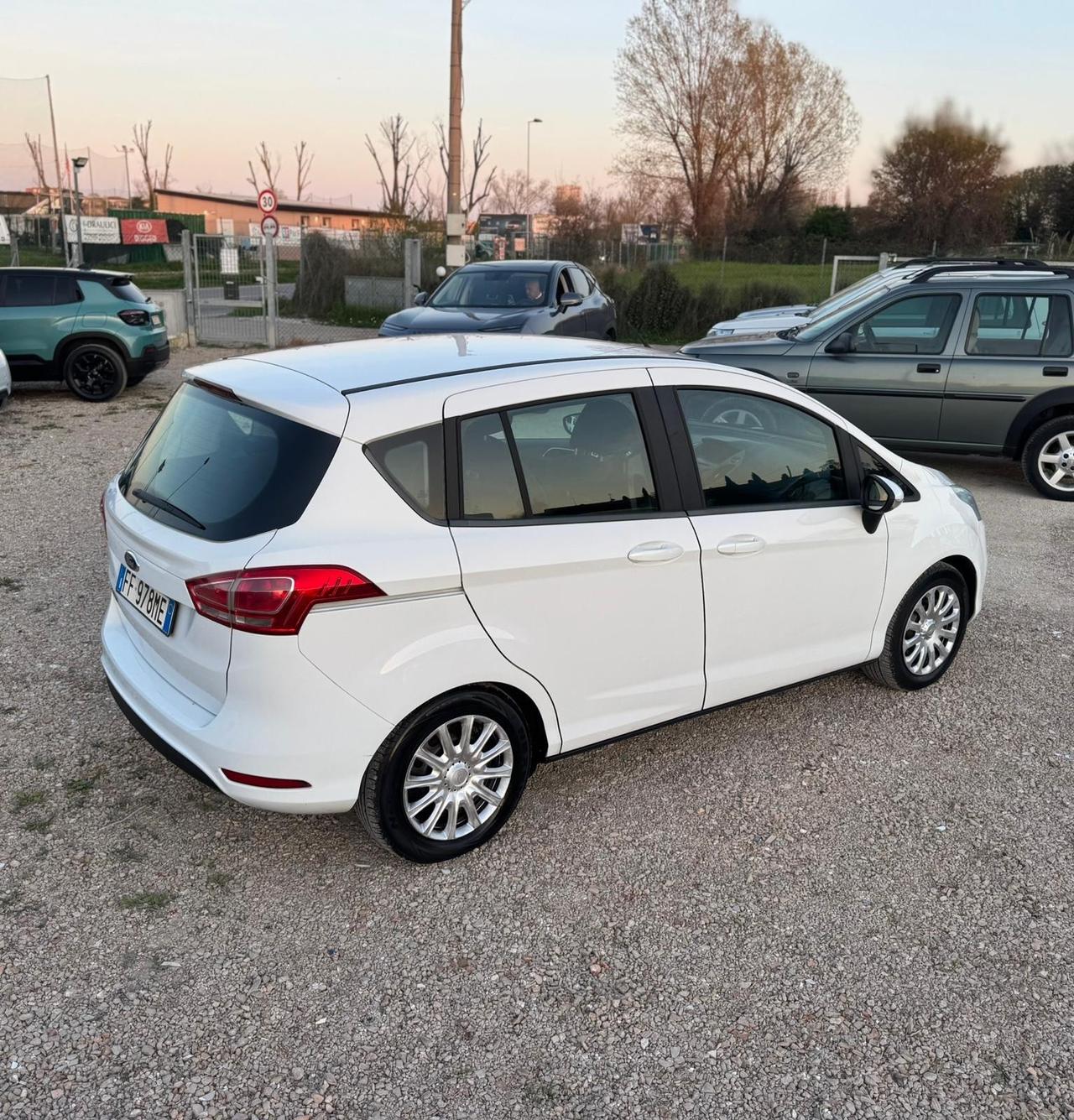 Ford B-Max 1.4 90 CV GPL Business Titanium