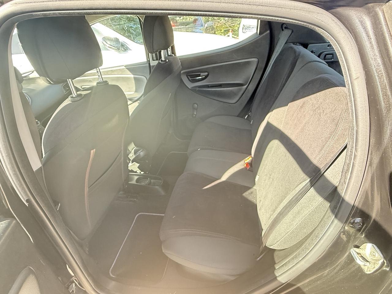 LANCIA YPSILON 1.2 BENZINA-GPL ADATTA NEOPATENTATI