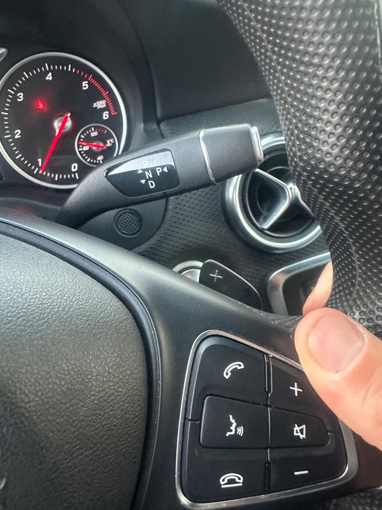 MERCEDES A160 CDI AUTOM+F1+PELLE+NAVI+R.CAMERA