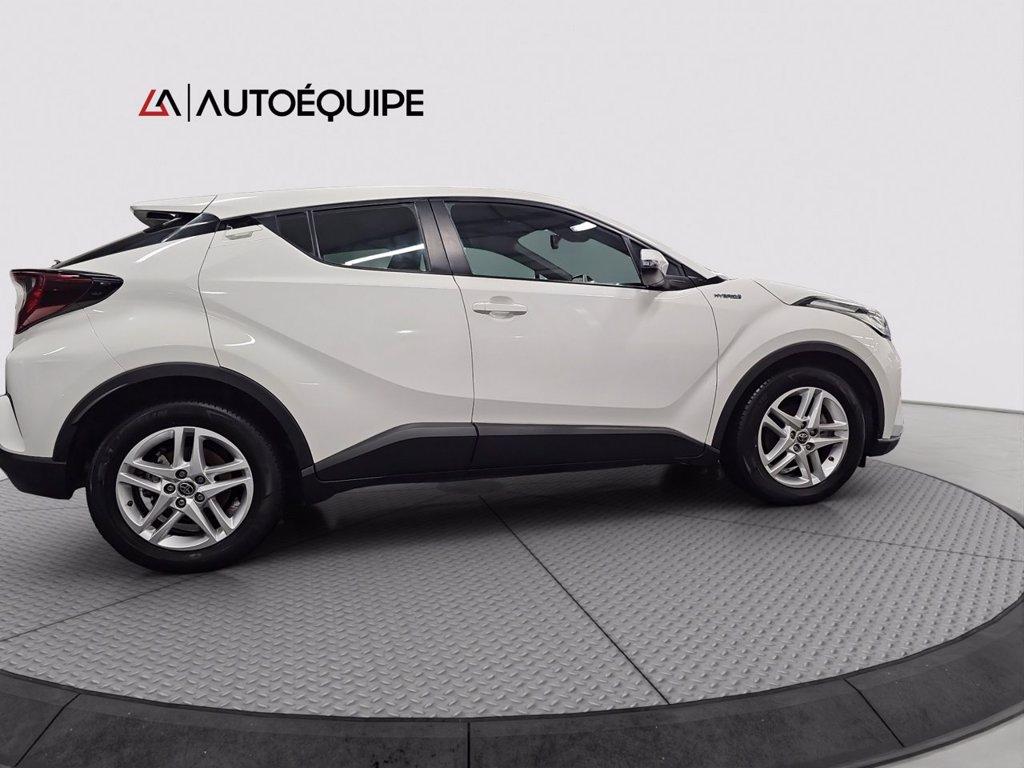 TOYOTA C-HR 1.8h Active e-cvt del 2022