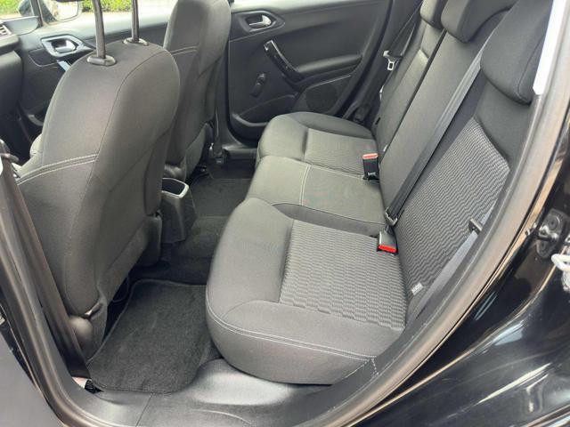 PEUGEOT 208 1° serie PureTech 82 5 porte Allure