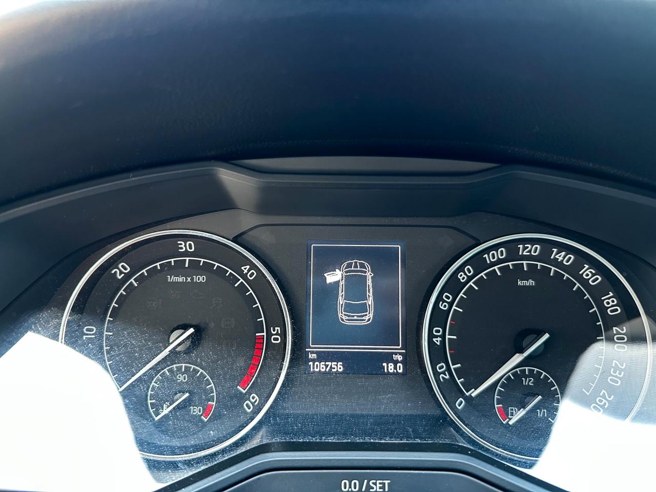 Skoda Superb 1.6 TDI Wagon Executive
