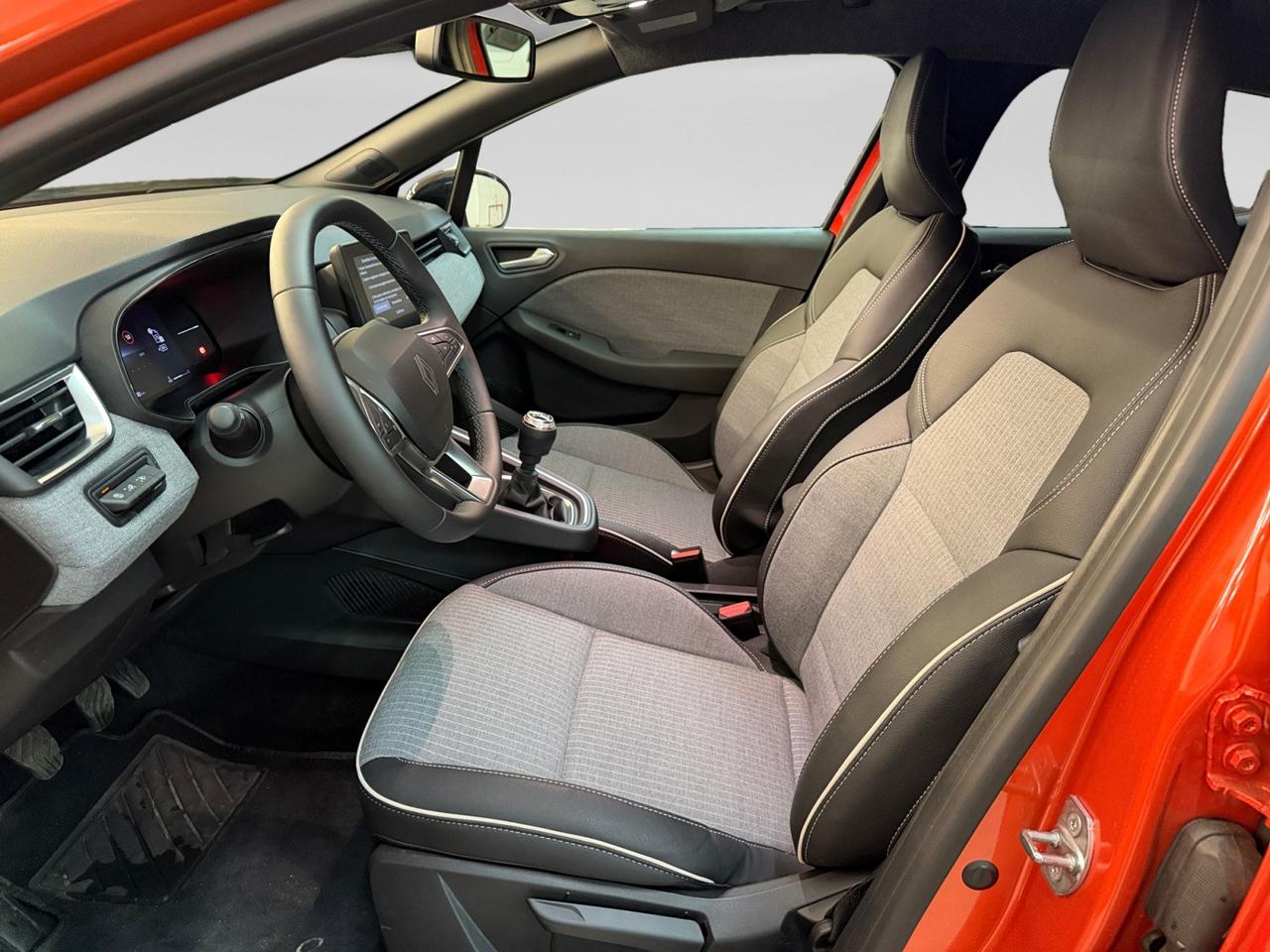 RENAULT Clio V 2023 - Clio 1.0 tce Techno 90cv