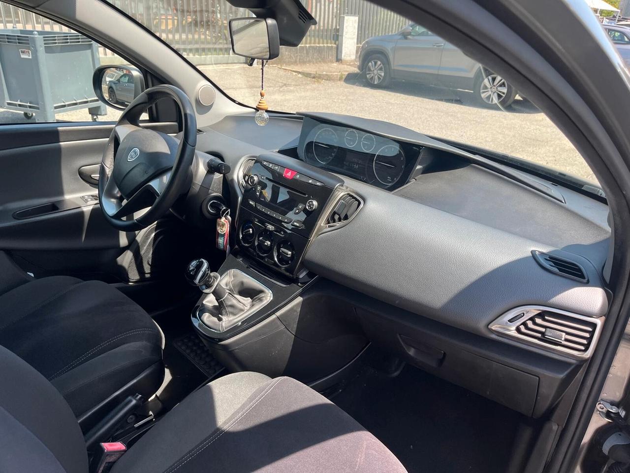 Lancia Ypsilon 1.2 69 CV 5 porte S&S