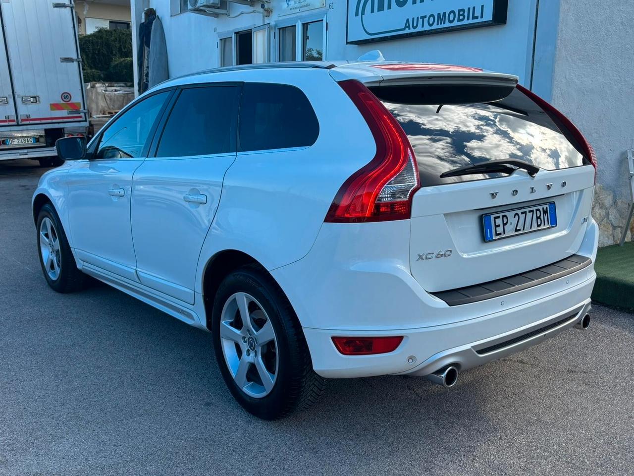 Volvo XC60 D4 Geartronic R-design