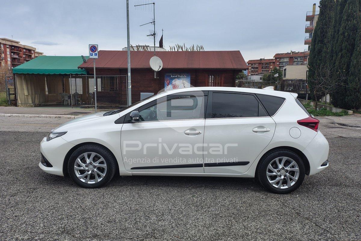 TOYOTA Auris 1.6 D-4D Lounge