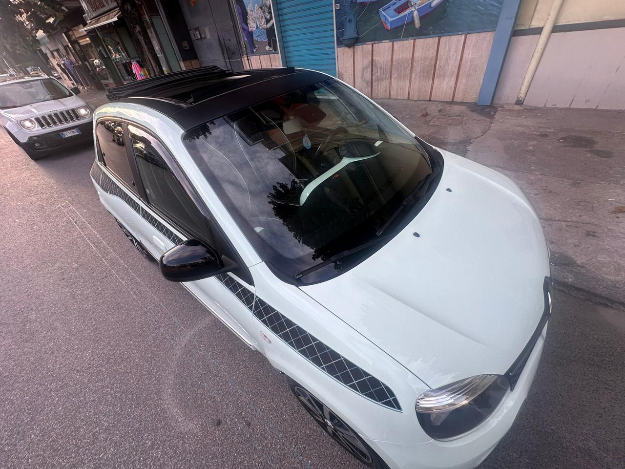 Renault Twingo SCe Stop&Start La Parisienne