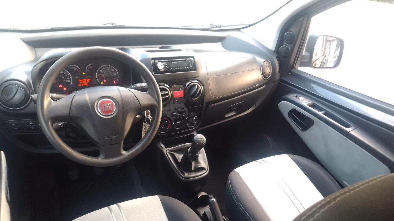 Fiat Qubo Fiat Qubo 1.3 Mjt vettura 2012 neopatentati 5 posti