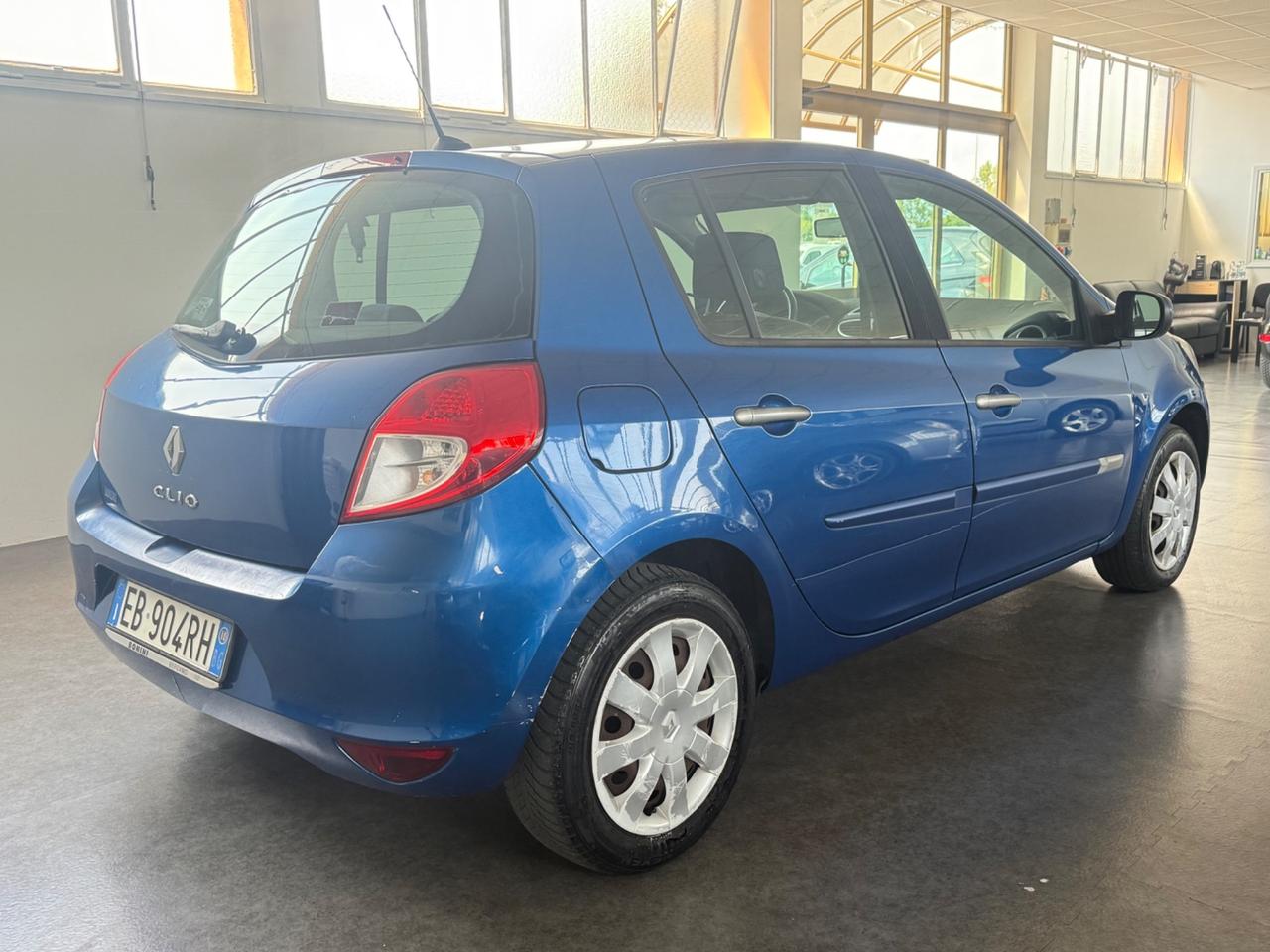 Renault Clio 1.2 16V 5 porte GPL Dynamique ok neopatentati
