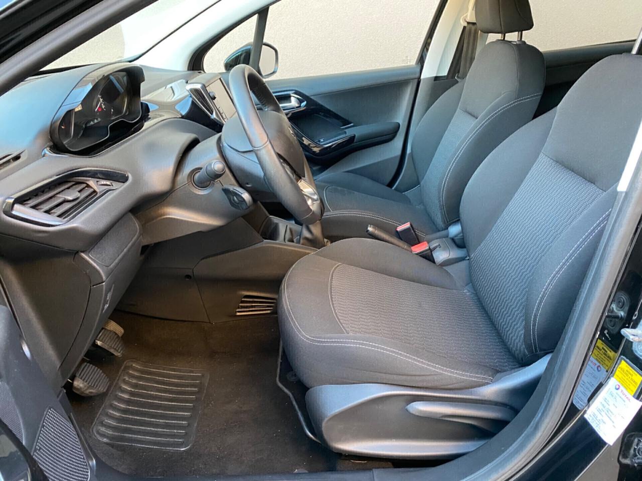 Peugeot 208 Allure 1.2 Benzina Anno 2018