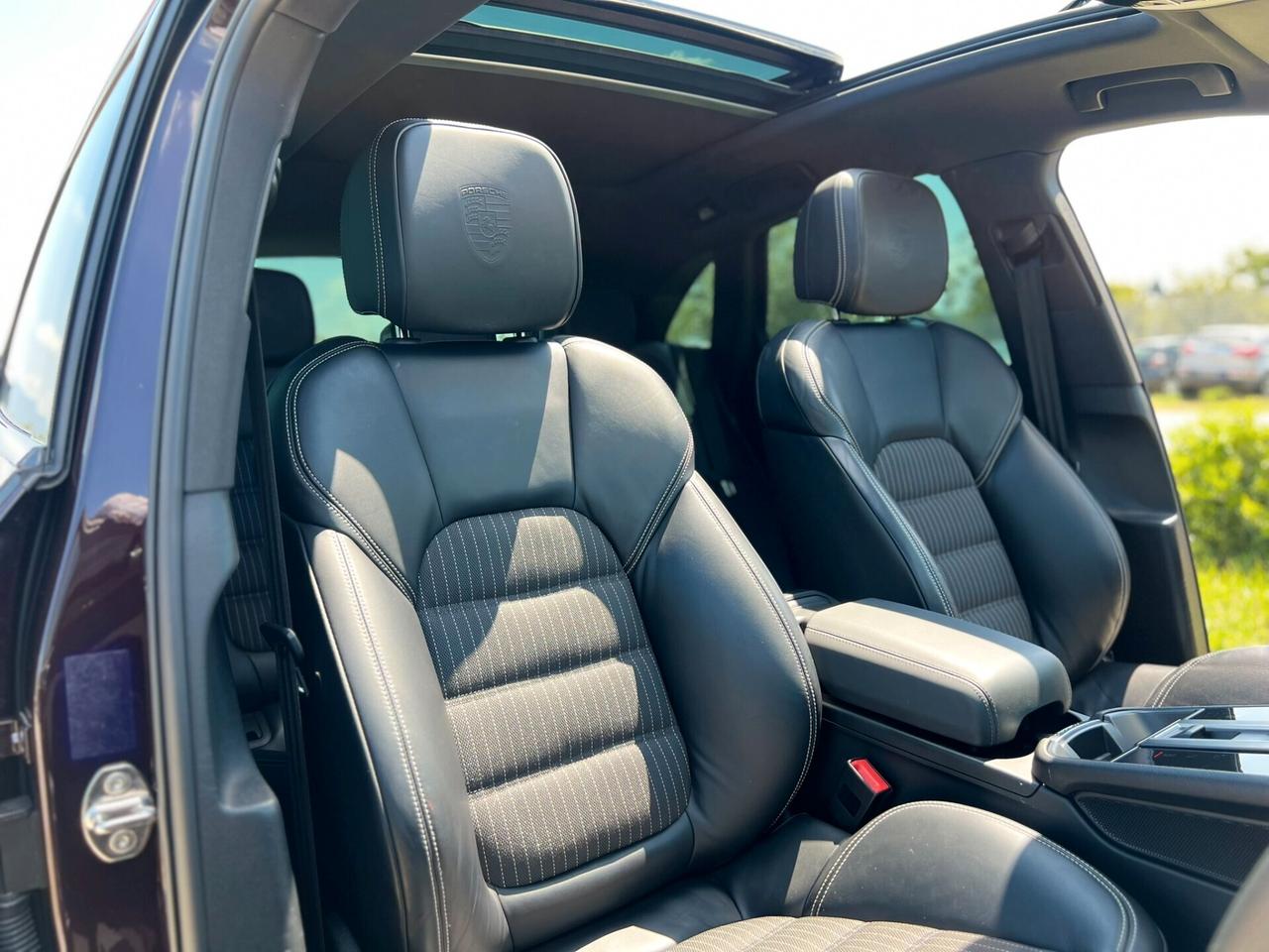 Porsche Macan T 2.0 265cv PDK MY22 TETTO RUBINO UNICA