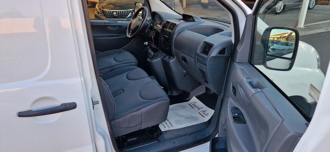 Peugeot Expert 2.0 HDi 128cv L1 H1