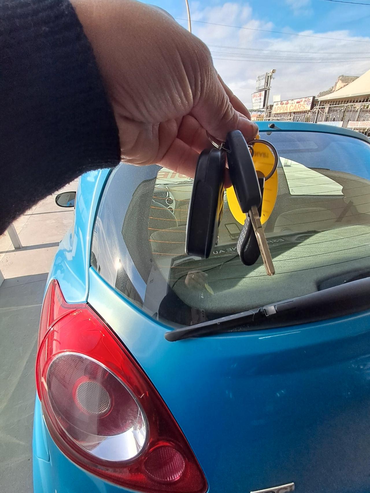 Ford Ka 1.3 TDCi 75CV Titanium