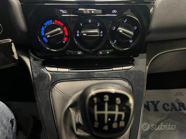 LANCIA Ypsilon 1.0 FireFly 5 porte S&S Hybrid Ec