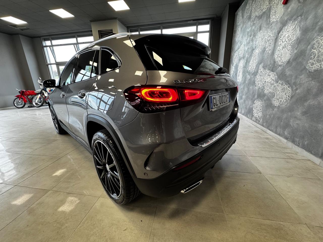 MERCEDES GLA 200CDI AT8 TETTO APRIBILE + PACK PREMIUM