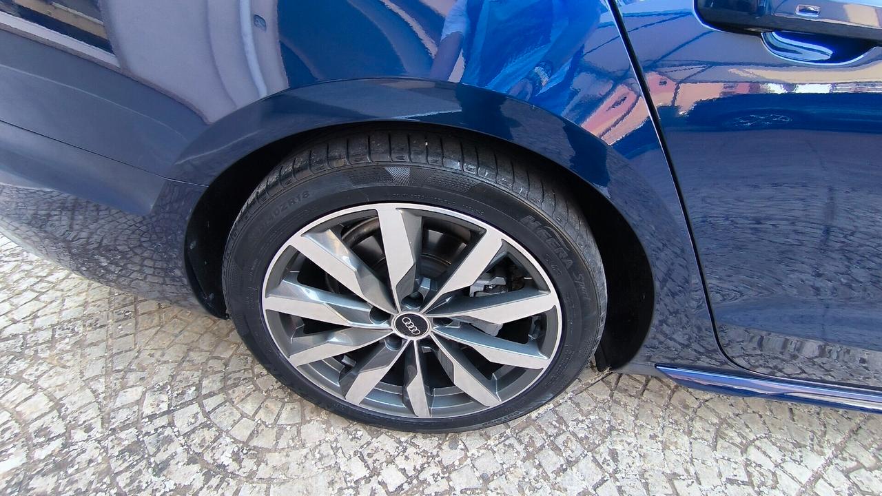 Audi A4 Avant 40 TDI S tronic S line edition