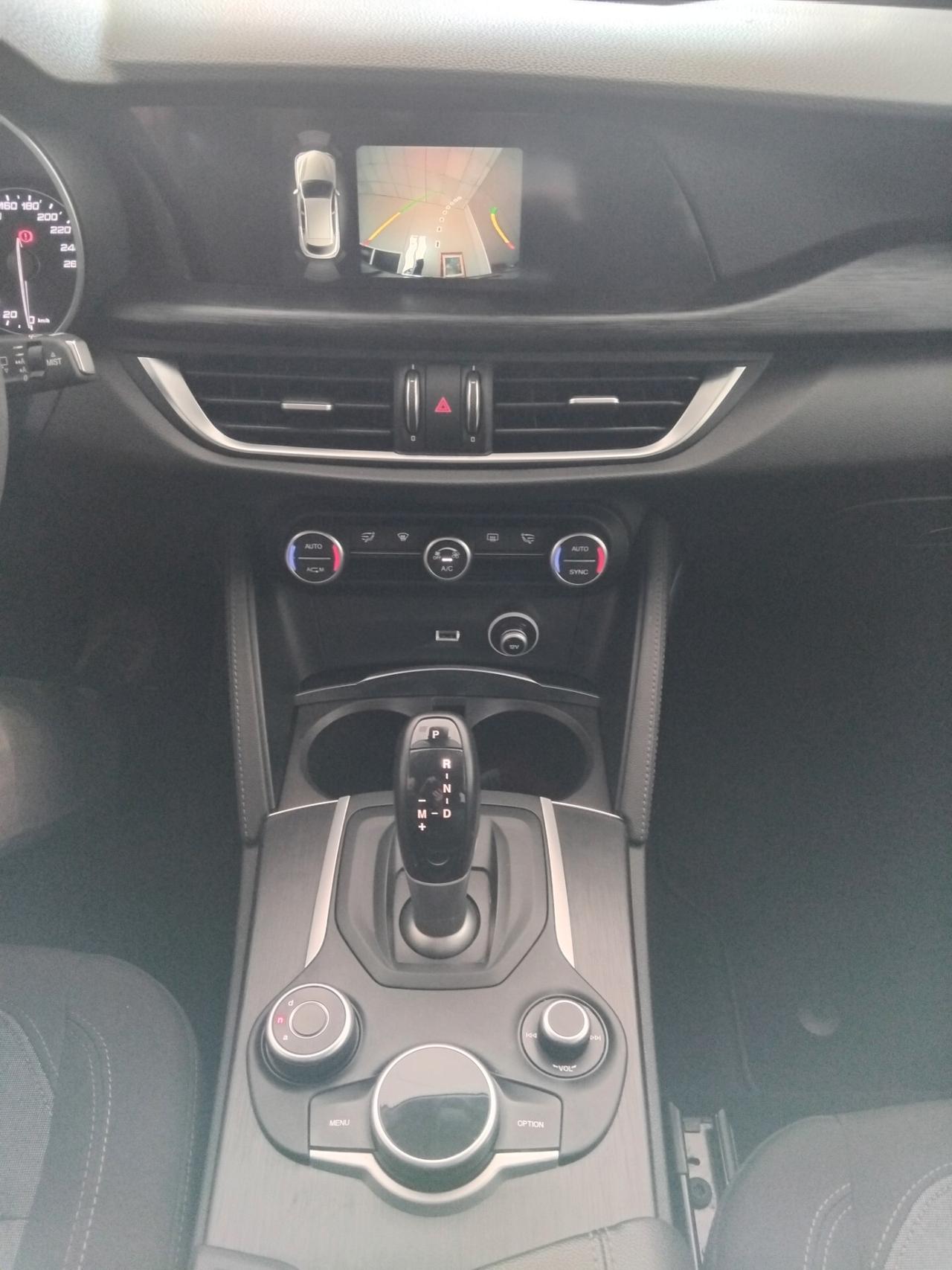 Alfa Romeo Stelvio 2.2 Turbodiesel 190 CV AT8 Q4 Executive