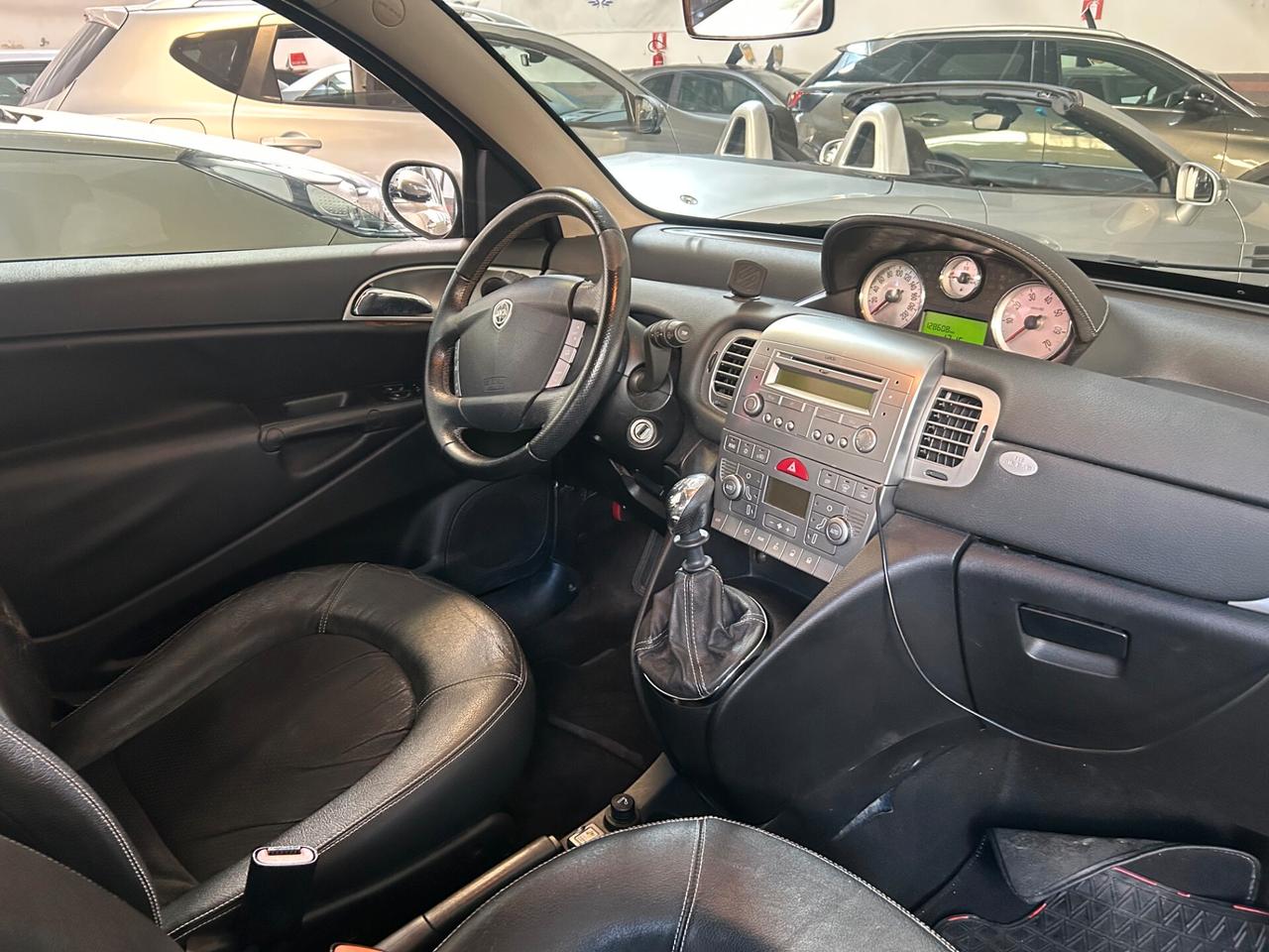Lancia Ypsilon 1.2 Platino