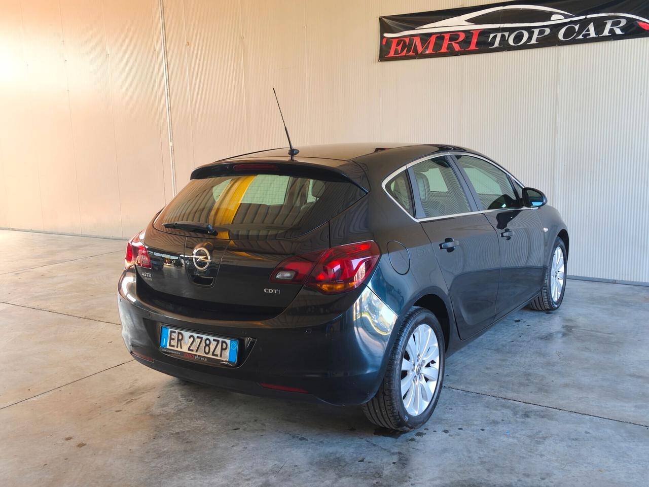 Opel Astra 1.7 CDTI 110CV 5 porte
