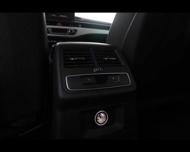 AUDI A4 Avant 35 TFSI S tronic Business Advanced