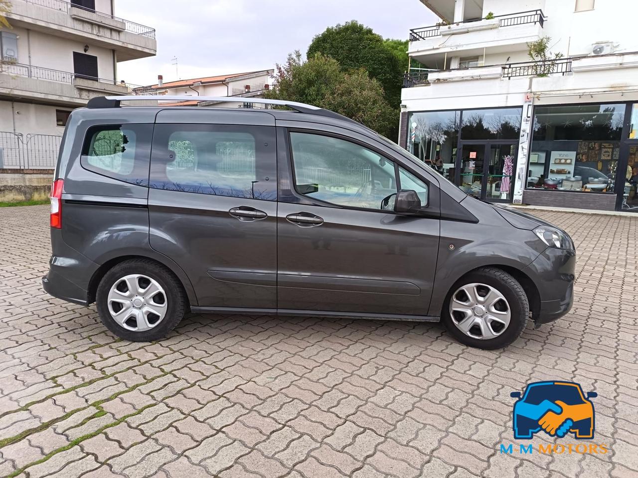 FORD Tourneo Courier 1.5 tdci 75cv plus E6.2