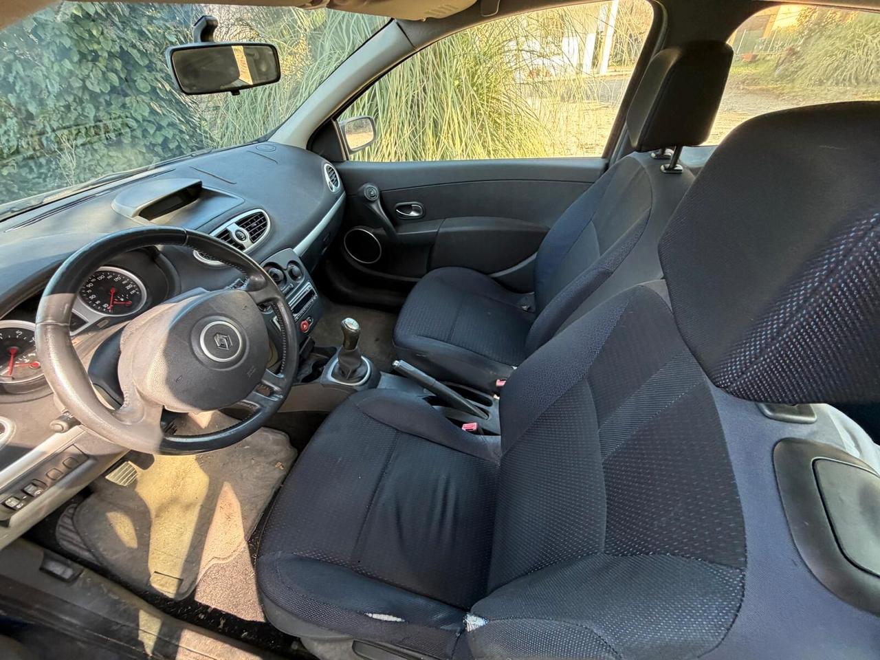 Renault Clio 1.2 cat 5 porte Confort Authentique