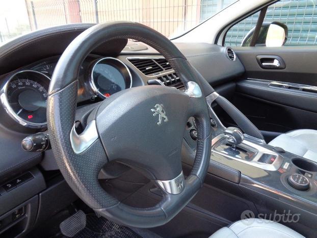 PEUGEOT 3008 2.0 HYbrid 4x4 PREZZO VALIDO FINO 0