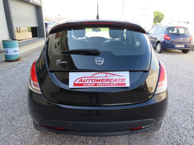 LANCIA Ypsilon 0.9 TwinAir Metano Ecochic Silver