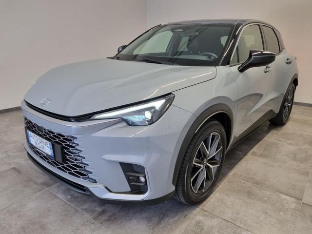 LEXUS LBX Hybrid 4WD Emotion